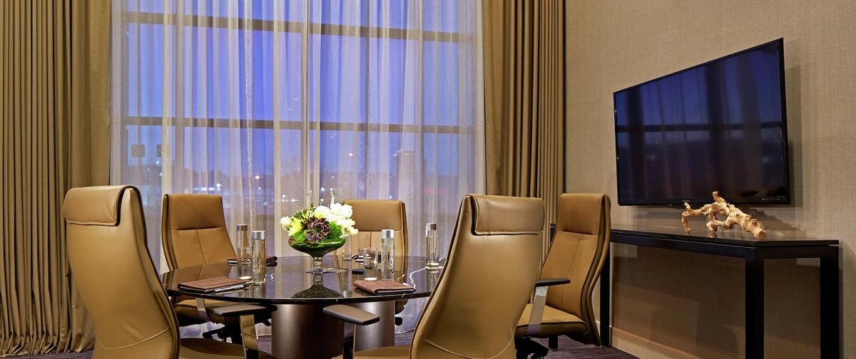The Balboa Boardroom at Hilton San Diego Mission Valley