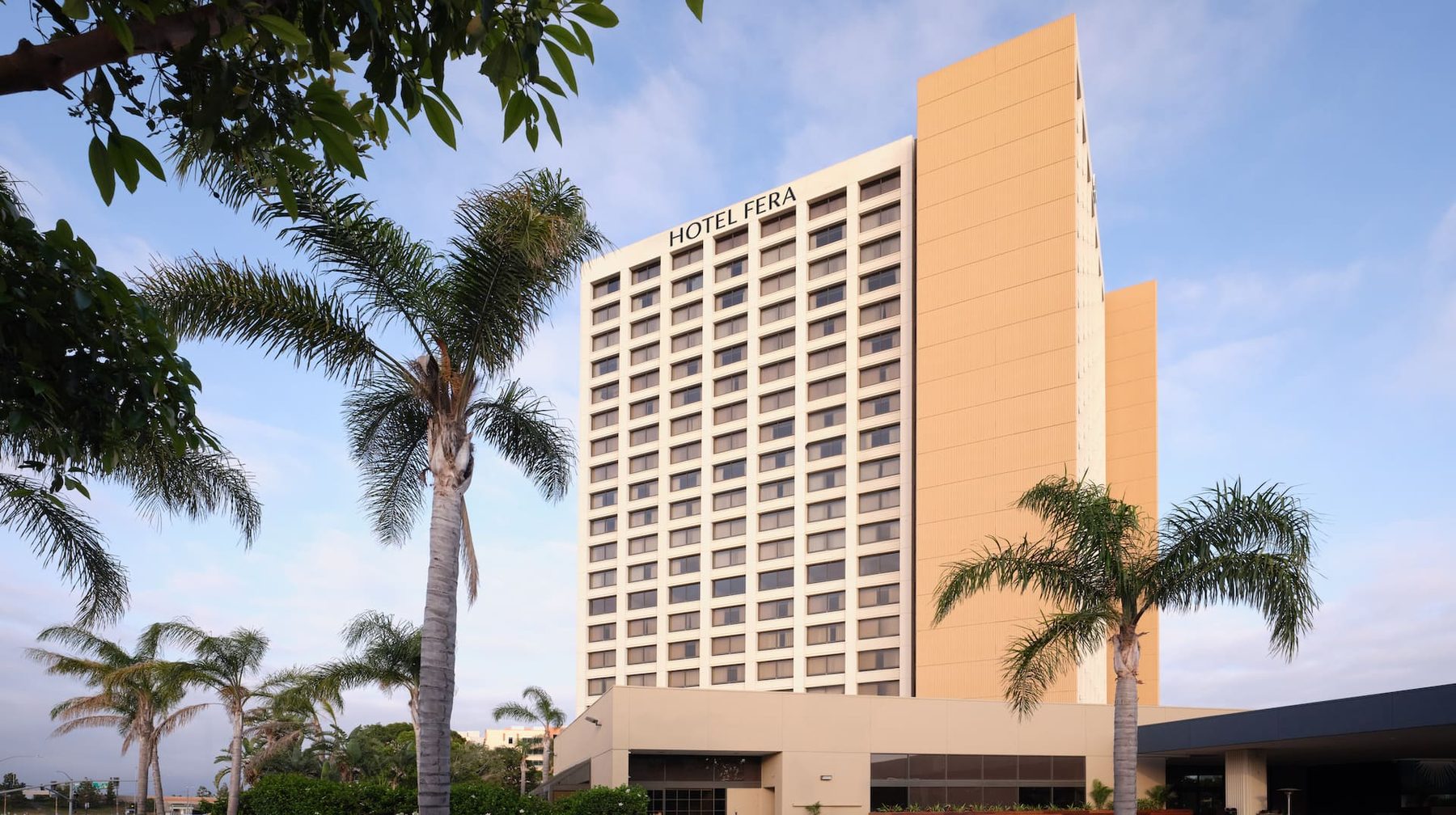 Hotel Fera Anaheim, a DoubleTree by Hilton tower exterior
