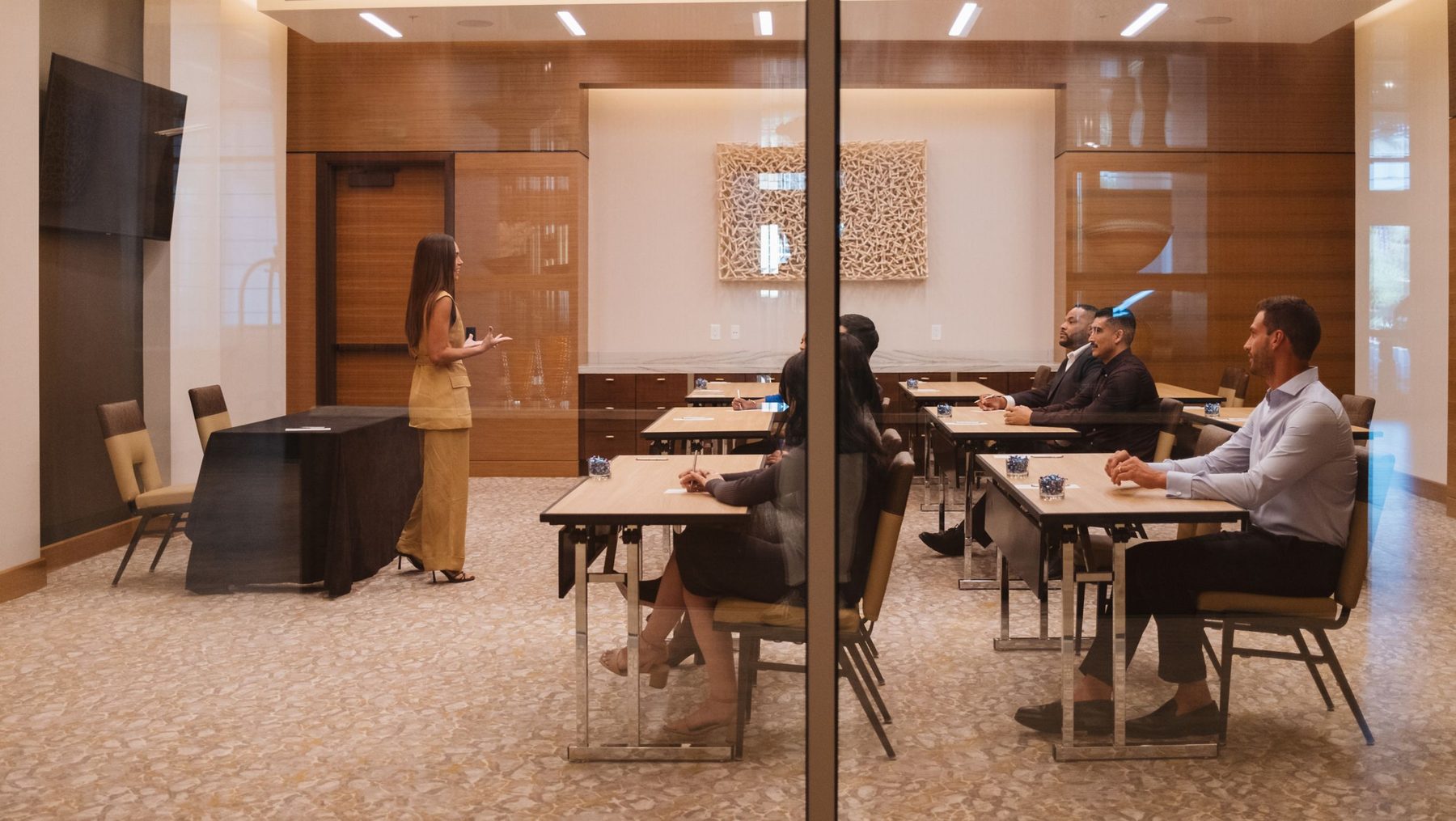 Breakout meeting room interior at JW Marriott Anaheim Resort