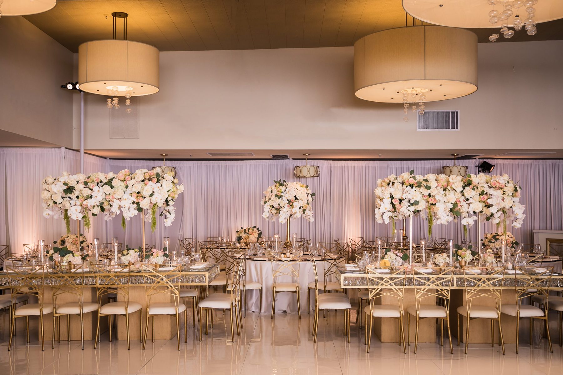 Buffet Room at Los Verdes Golf Course