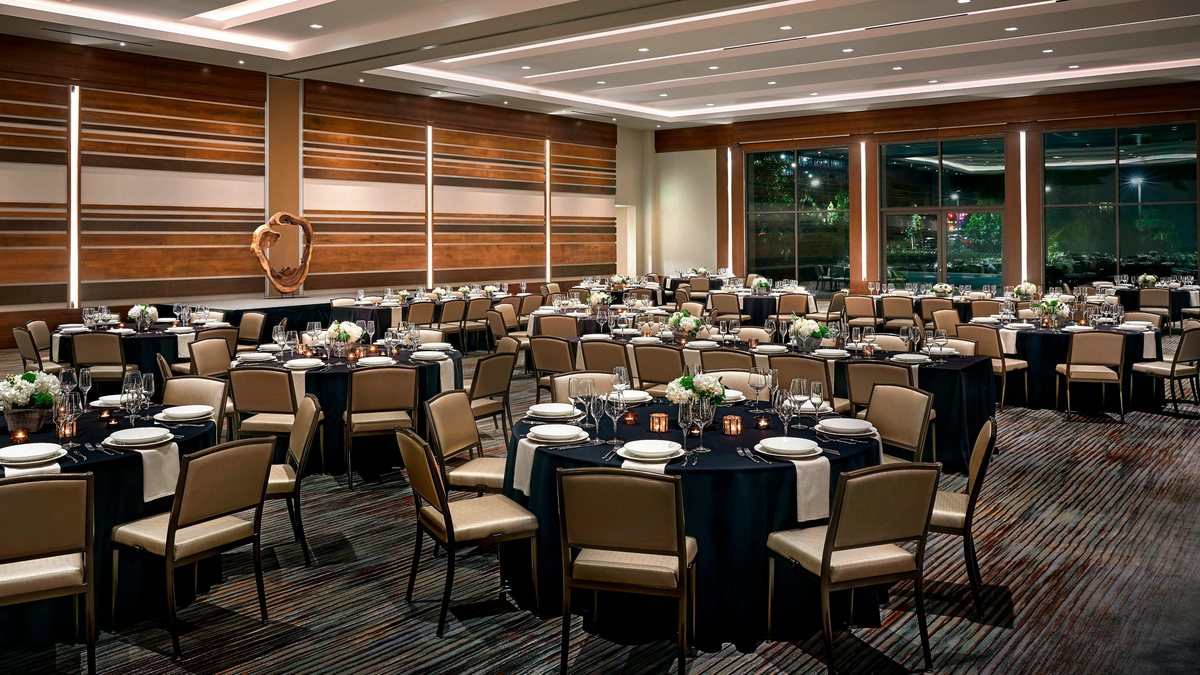 The James Ballroom at Marriott Irvine Spectrum set for a banquet