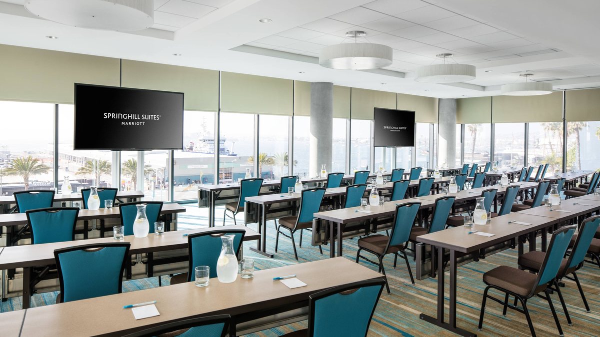 The Ted Williams Room at SpringHill Suites San Diego Downtown/Bayfront set classroom style