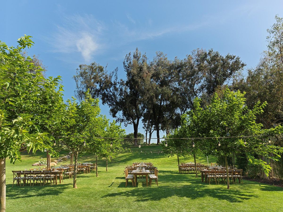 The Meadows at Temecula Creek Inn with lawns and trees