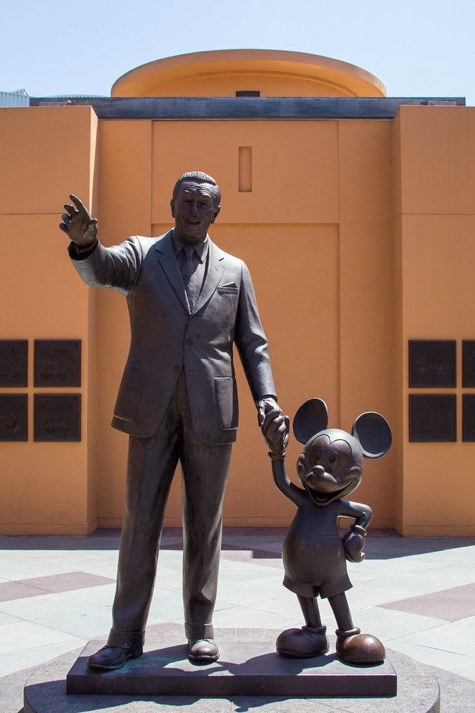Partners statue in Legends Plaza at Walt Disney Studios